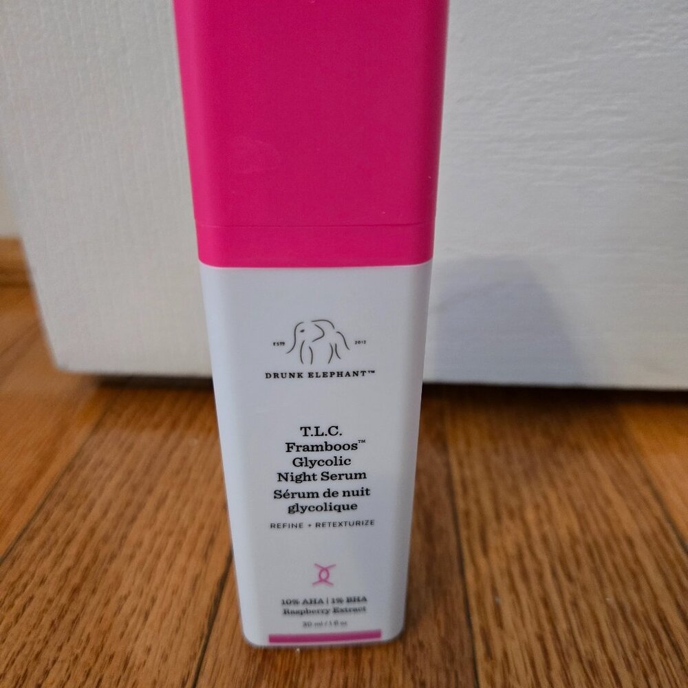 New without box T.L.C. Framboos Glycolic Resurfacing Night Serum